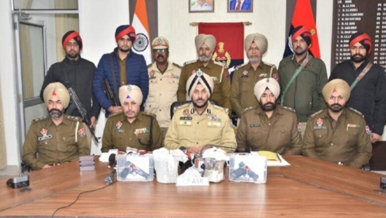 ਅੰਮ੍ਰਿਤਸਰ ’ਚ ਸਰਹੱਦ ਪਾਰ ਨਾਰਕੋ-ਹਥਿਆਰ ਤਸਕਰੀ ਨੈੱਟਵਰਕ ਨਾਲ ਸੰਬੰਧਿਤ ਚਾਰ ਮੁਲਜ਼ਮ ਗ੍ਰਿਫ਼ਤਾਰ; 1.5 ਕਿਲੋਗ੍ਰਾਮ ਹੈਰੋਇਨ, 1.98 ਲੱਖ ਰੁਪਏ ਦੀ ਡਰੱਗ ਮਨੀ ਅਤੇ ਦੋ ਪਿਸਤੌਲ ਪੀਓਐਫ-ਮਾਰਕ ਕਾਰਤੂਸਾਂ ਸਮੇਤ ਬਰਾਮਦ