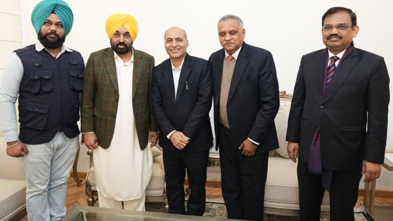 ਭਗਵੰਤ ਸਿੰਘ ਮਾਨ ਮੁੱਖ ਮੰਤਰੀ ਪੰਜਾਬ ਵੱਲੋਂ ਮੋਹਾਲੀ ਹਵਾਈ ਅੱਡੇ ਤੋਂ ਹੋਰ ਅੰਤਰਰਾਸ਼ਟਰੀ ਉਡਾਣਾਂ ਸ਼ੁਰੂ ਕਰਨ ਦੀ ਵਕਾਲਤ