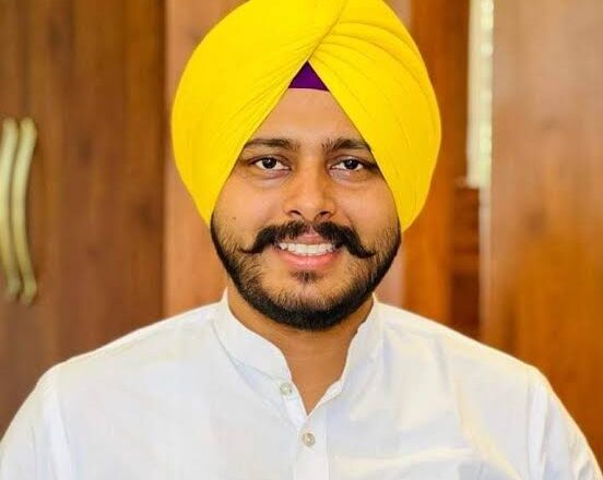 ‘ਮੁੱਖ ਮੰਤਰੀ ਸਿਹਤ ਯੋਜਨਾ’ ਦੇ ਅਧੀਨ ਹੈਲਥ ਕਾਰਡ ਬਣਾਉਣ ਲਈ ਖ਼ਾਸ ਕੈਂਪ ਆਯੋਜਿਤ, ਵਿਧਾਇਕ ਸ਼ੈਰੀ ਕਲਸੀ
