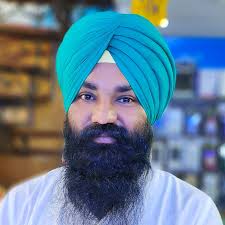 ਲੋਕ ਰਵਾਇਤੀ ਸਿਆਸੀ ਪਾਰਟੀਆਂ ਤੋਂ ਪੂਰੀ ਤਰ੍ਹਾਂ ਅੱਕੇ, ਲੁਬਾਣਾ