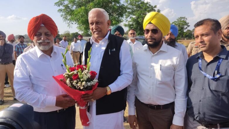 ਕੈਬਨਿਟ ਮੰਤਰੀ ਬਰਿੰਦਰ ਕੁਮਾਰ ਗੋਇਲ ਵੱਲੋਂ ਪੀ.ਏ.ਯੂ. ਲੁਧਿਆਣਾ ਵਿੱਚ ਉੱਤਰੀ ਭਾਰਤ ਦੀ ਪਹਿਲੀ ਕੇਂਦਰੀ ਧਰੁਵੀ ਸਿੰਚਾਈ ਪ੍ਰਣਾਲੀ ਦਾ ਉਦਘਾਟਨ