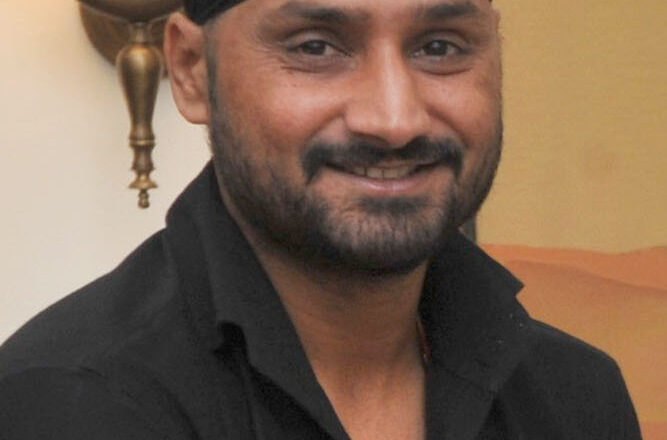 ਸੂਬਾ ਸਰਕਾਰ ਵੱਲੋਂ Harbhajan Singh ਦੀ ਸੁਰੱਖਿਆ ਖਤਮ, ਕੇਂਦਰ ਸਰਕਾਰ ਨੇ Central Reserve Police Force ਤਾਇਨਾਤ ਕੀਤੀ