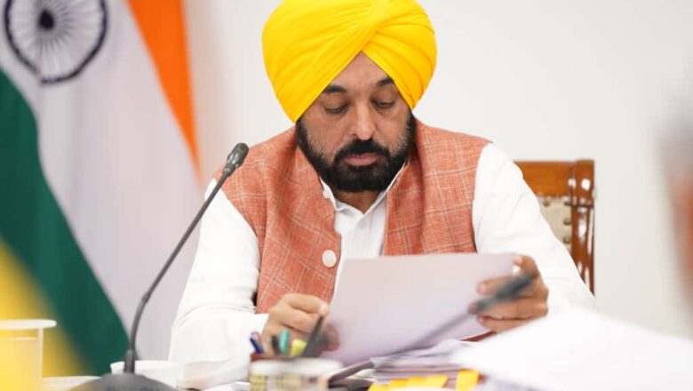 ਪੰਜਾਬ ਦੇ ਮੁੱਖ ਮੰਤਰੀ Bhagwant Singh Mann ਨੇ ਮਥੁਰਾ ਵਿੱਚ ਕਿਸ਼ਤੀ ਪਲਟਣ ਦੀ ਘਟਨਾ ਵਿੱਚ ਸ਼ਰਧਾਲੂਆਂ ਦੀ ਮੌਤ ‘ਤੇ ਗਹਿਰਾ ਦੁੱਖ ਪ੍ਰਗਟ ਕੀਤਾ