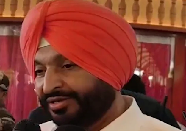 ਅਨੁਸੂਚਿਤ ਜਾਤੀਆਂ ਬਾਰੇ ਟਿੱਪਣੀਆਂ ਮਾਮਲੇ ਵਿੱਚ ਕੇਂਦਰੀ ਮੰਤਰੀ ਰਵਨੀਤ ਸਿੰਘ ਬਿੱਟੂ ਨੂੰ ਚੋਣ ਕਮਿਸ਼ਨ ਦਾ ਸੰਮਨ, 4 ਜੂਨ ਨੂੰ ਪੇਸ਼ ਹੋਣ ਦੇ ਹੁਕਮ