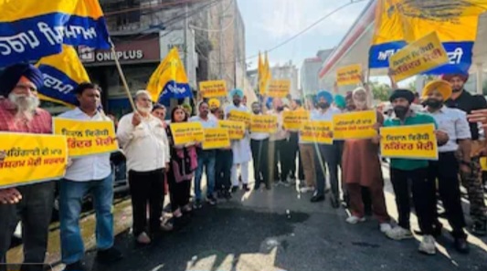 ਪੈਟਰੋਲ-ਡੀਜ਼ਲ ਮਹਿੰਗਾਈ ਖ਼ਿਲਾਫ਼ ‘ਆਪ’ ਨੇ ਖੋਲ੍ਹਿਆ ਮੋਰਚਾ