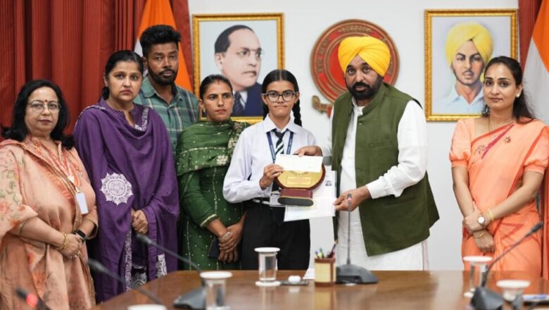 ‘ਸਿੱਖਿਆ ਕ੍ਰਾਂਤੀ’ ਨਾਲ ਪੰਜਾਬ ਦੇ ਸਿੱਖਿਆ ਖੇਤਰ ਵਿੱਚ ਵੱਡਾ ਬਦਲਾਅ, ਦਸਵੀਂ ਬੋਰਡ ਨਤੀਜਿਆਂ ‘ਚ ਕੁੜੀਆਂ ਦਾ ਦਬਦਬਾ