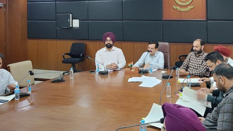 ਸਕੂਲਾਂ ਤੇ ਆਂਗਣਵਾੜੀ ਕੇਂਦਰਾਂ ਵਿੱਚ ‘ਪੋਸ਼ਣ ਗਾਰਡਨ’ ਸਥਾਪਤ ਕਰਨ ਦੀ ਰਫ਼ਤਾਰ ਤੇਜ਼ ਕੀਤੀ ਜਾਵੇ: ਬਾਲ ਮੁਕੰਦ ਸ਼ਰਮਾ