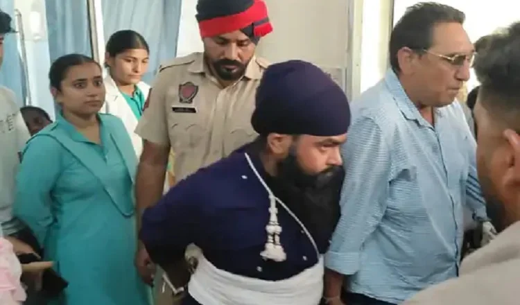 ਭਾਬੀ ਕਮਲ ਕੌਰ ਕਤਲ ਮਾਮਲਾ: ਮੁੱਖ ਮੁਲਜ਼ਮ ਅੰਮ੍ਰਿਤਪਾਲ ਮਹਿਰੋਂ ਨੂੰ ਸਖ਼ਤ ਸੁਰੱਖਿਆ ਹੇਠ ਹਸਪਤਾਲ ਲਿਆਂਦਾ