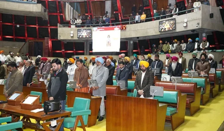 ਪੰਜਾਬ ਵਿਧਾਨ ਸਭਾ ਦੇ ਸਪੀਕਰ ਨੇ ‘ਦਿ ਗ੍ਰੇਟ ਪੰਜਾਬ ਰੋਬਰੀ’ ਦੀ ਟੀਮ ਦਾ ਕੀਤਾ ਨਿੱਘਾ ਸਵਾਗਤ