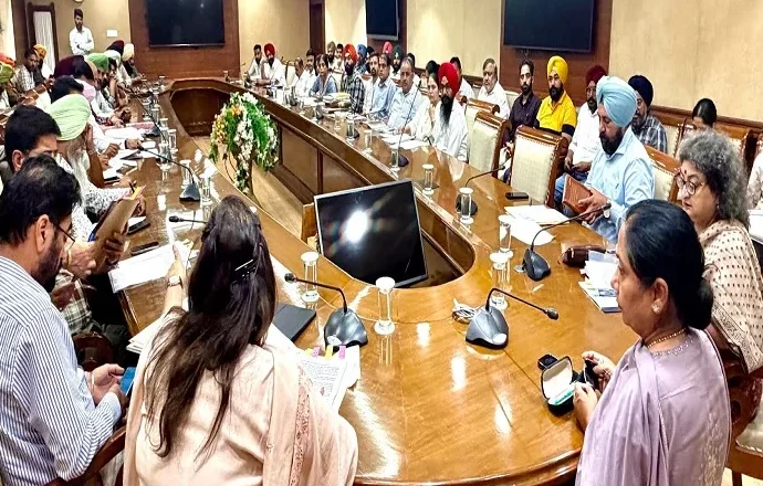 1,013 ਲੈਕਚਰਾਰਾਂ ਦੀ ਭਰਤੀ ’ਚ SC ਰਾਖਵਾਂਕਰਨ ਯਕੀਨੀ ਬਣਾਇਆ ਜਾਵੇਗਾ: ਡਾ. ਬਲਜੀਤ ਕੌਰ
