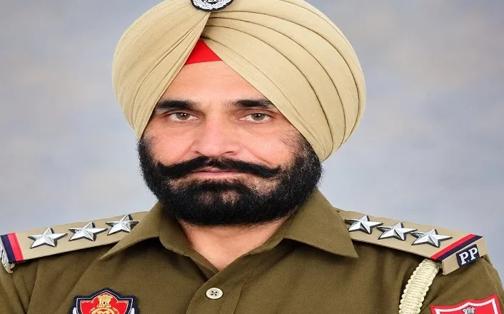 ਫਿਰੋਜ਼ਪੁਰ ਪੁਲਿਸ ਵੱਲੋਂ ਕਾਊਂਟਰ ਇੰਟੈਲੀਜੈਂਸ ਇੰਸਪੈਕਟਰ ਗ੍ਰਿਫ਼ਤਾਰ, 3.35 ਕਿਲੋ ਹੈਰੋਇਨ ਬਰਾਮਦ