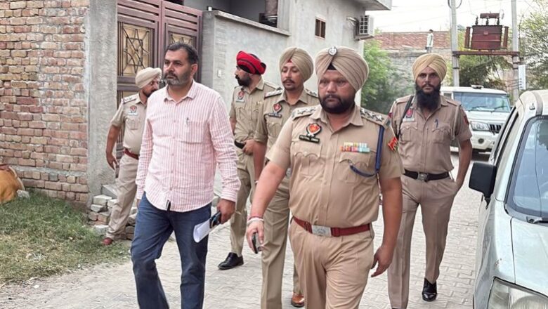 ਯੁੱਧ ਨਸ਼ਿਆਂ ਵਿਰੁੱਧ: ਬਠਿੰਡਾ ਪੁਲਿਸ ਦਾ ਵੱਡਾ ਸਰਚ ਅਭਿਆਨ, 14 ਸ਼ੱਕੀ ਵਿਅਕਤੀ ਹਿਰਾਸਤ ’ਚ; 5 ਮੋਟਰਸਾਈਕਲ ਜ਼ਬਤ