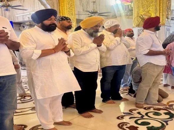 ਪੰਜਾਬ ਕਾਂਗਰਸ ਦੇ ਨਵੇਂ ਪ੍ਰਧਾਨ ਪ੍ਰਗਟ ਸਿੰਘ ਨੇ ਸ੍ਰੀ ਬੰਗਲਾ ਸਾਹਿਬ ਵਿਖੇ ਟੇਕਿਆ ਮੱਥਾ, ਪੰਜਾਬ ਦੀ ਸੇਵਾ ਲਈ ਗੁਰੂ ਸਾਹਿਬ ਤੋਂ ਮੰਗਿਆ ਆਸ਼ੀਰਵਾਦ